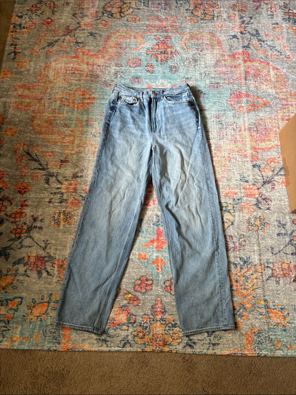 American Eagle Outfitters Light Blue baggy jeans